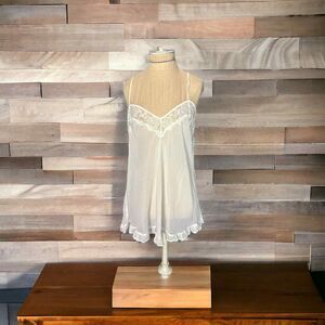 Flora Racer Back Ivory Nightgown Lace detail Ruffle hem Size Small